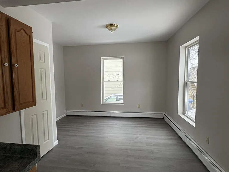 56 Wisner Ave — Photo 5