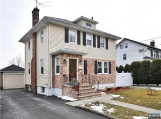 1161 Katherine St, Teaneck, NJ 07666