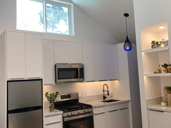 3015 Butler Ave, Los Angeles, CA 90066