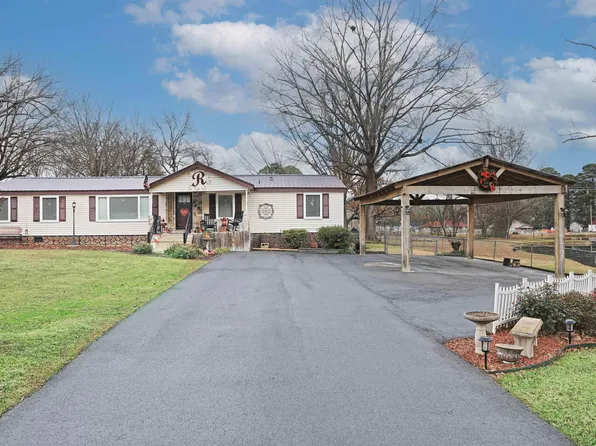 6805 Oxford Dr, White Hall, AR 71602