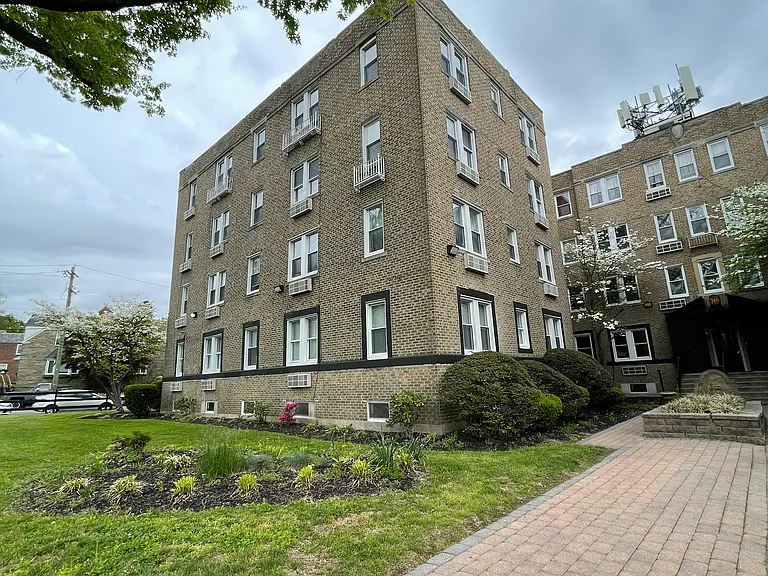 744 E Vernon Rd #D404 — Photo 19