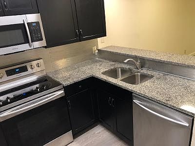 2nd image of 1207 Southport Dr APT 103