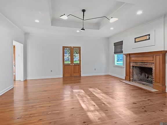 2nd image of 1180 Cyril Ave
