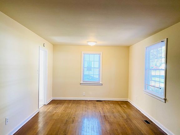5th image of 1525 Glenside Dr