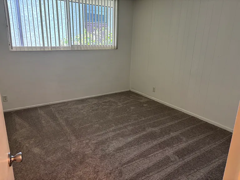 1st bedroom