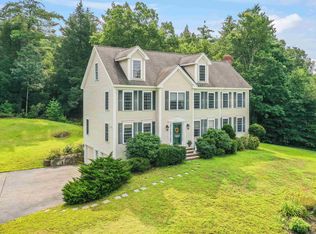 15 Thurston Dr, Lee, NH 03861