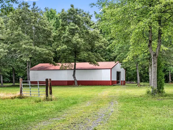 133 Erb Antny Ln, Bonneau, SC 29431