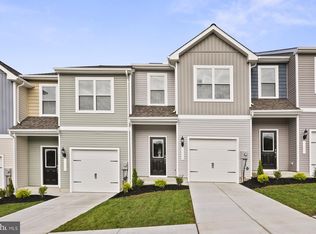 153 Hampstead Blvd, Falling Waters, WV 25419