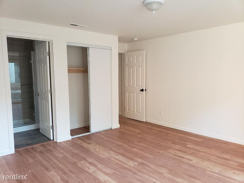1st image of 3 Muirwood Dr