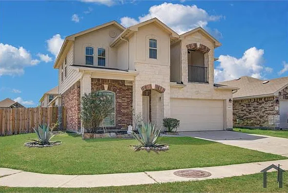 3 bed, 2404 sqft, $3,000 — Photo 3
