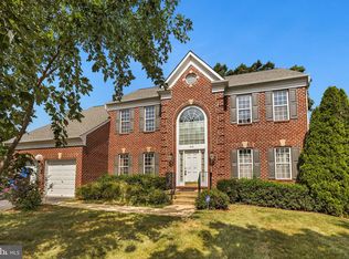 1210 Cuzco Ct, Herndon, VA 20170