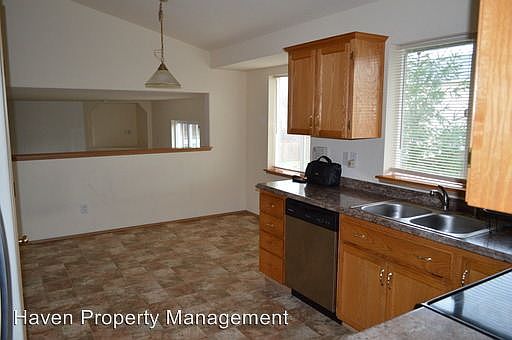 3rd image of 7809 204th Street Ct E