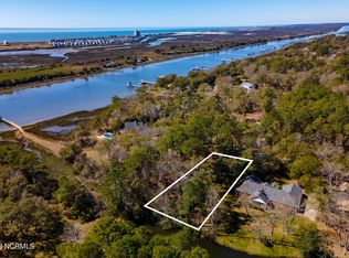 6695 Roberta Rd SW, Ocean Isle Beach, NC 28469