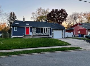 32 Arden St, Somerset, NJ