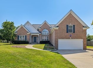 1399 Misty Morning Dr, Gallatin, TN 37066