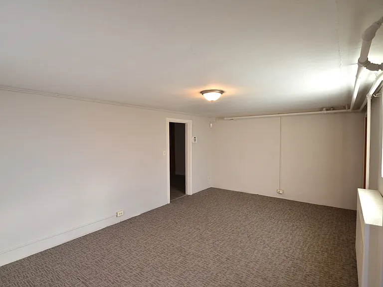 5414 Reading Rd — Photo 2