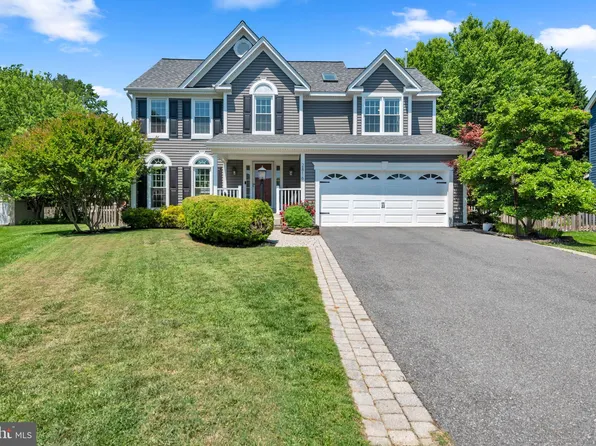 2816 Bargate Ct, Crofton, MD 21114