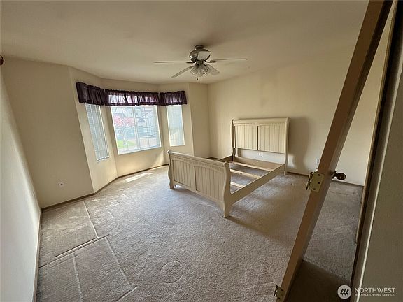 5th image of 1733 23rd Avenue Ct SE