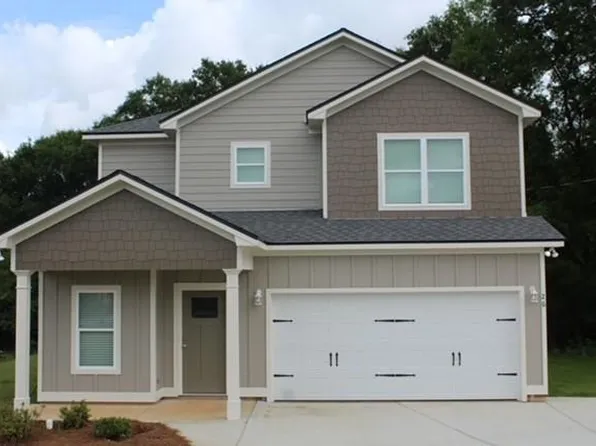 26 Peacock Dr, Phenix City, AL 36869