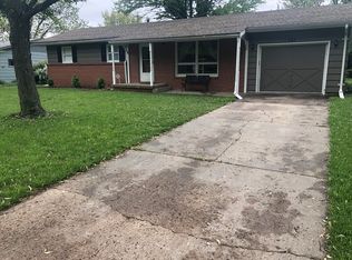 107 W Vesper St, Hesston, KS 67062