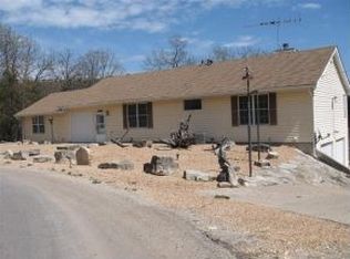 1205 Clevenger Cove Rd, Hollister, MO 65672