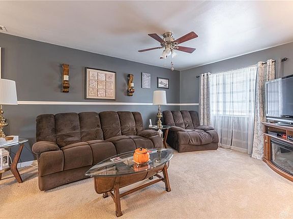 4th image of 708 Golden Arrow Ct