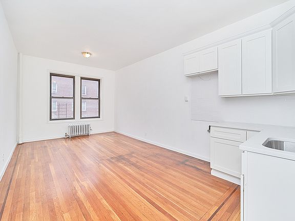 3rd image of 770 Saint Marks Ave #C3