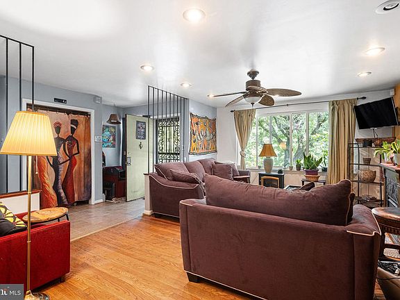 4th image of 6348 Henry Ave