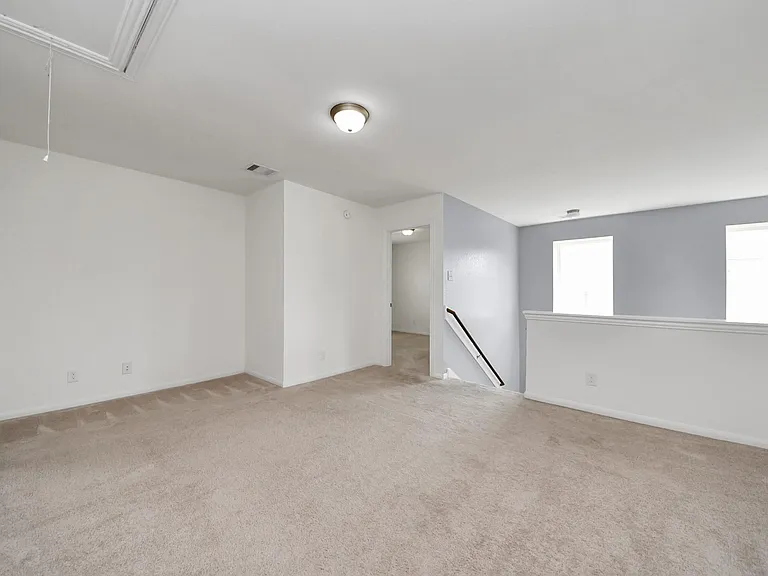 4919 Fairwater Ct — Photo 15