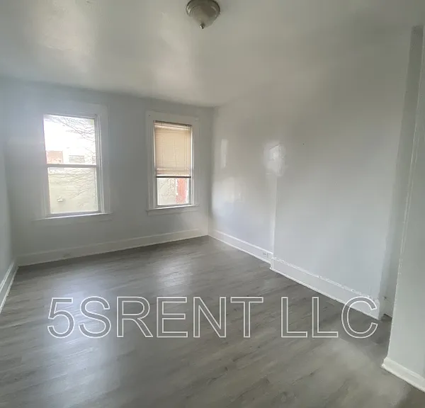 1048 Marshall Ave #5 — Photo 8