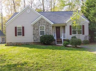 3 Lewis Ct, Palmyra, VA 22963