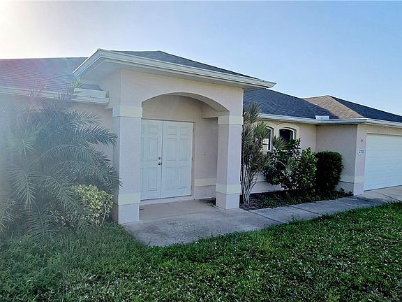 5th image of 2311 NW 21st Pl