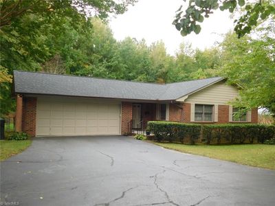 707 E Sunrise Ave, Thomasville, NC, 27360