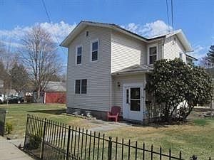 3rd image of 18 Follett St