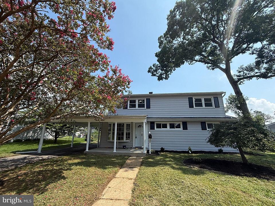 1st image of 1011 Somerset Dr