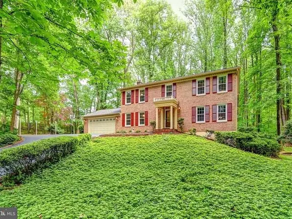 5717 Jonathan Mitchell Rd, Fairfax Station, VA 22039