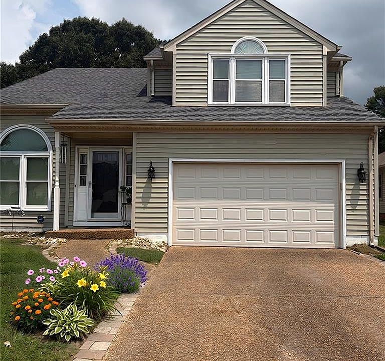 1st image of 853 Yorkshire Ln