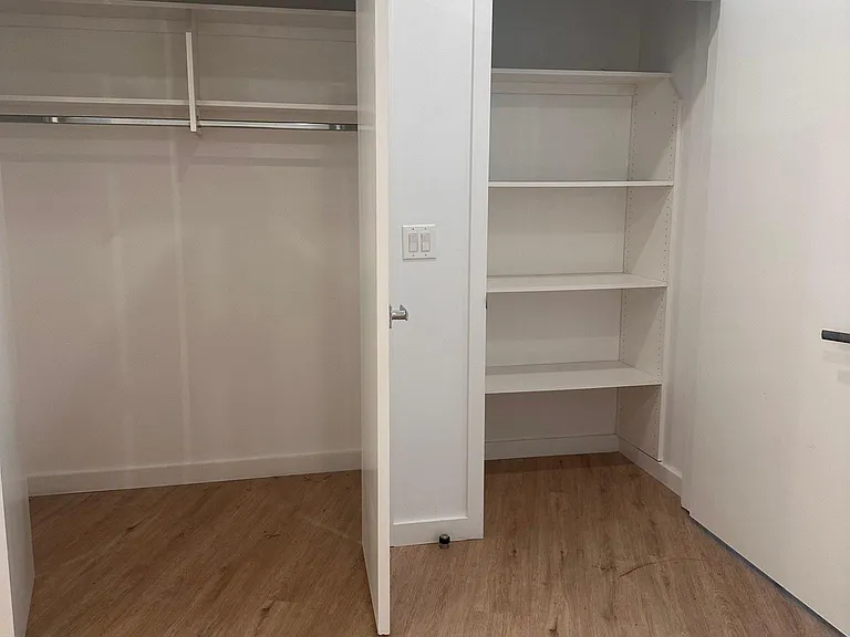 35 Mulberry St #402 — Photo 5