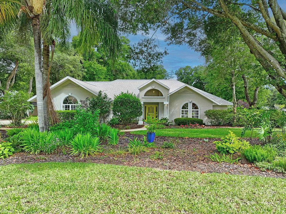 1st image of 716 Willow Wood Pl