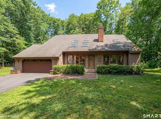 345 Florida Hill Road, Ridgefield, CT 06877