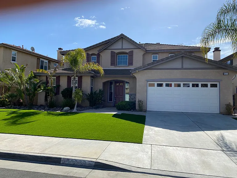 36772 Maxmillian Ave — Photo 2