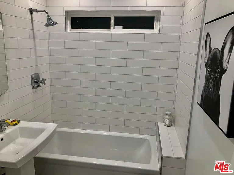4217 Irvine Ave — Photo 32