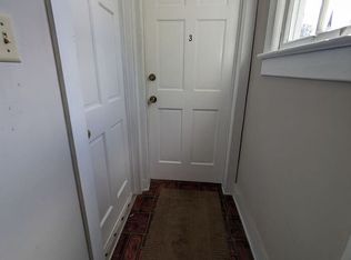 317 3rd St NW UNIT 3, Hickory, NC 28601