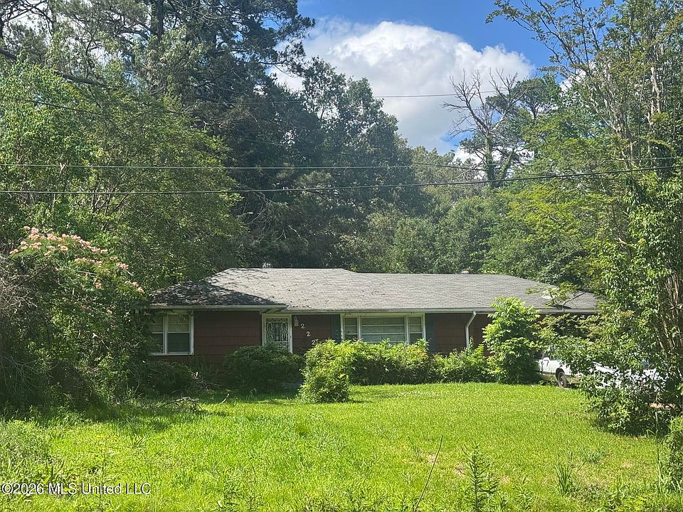 1st image of 222 Pine Lawn Pl