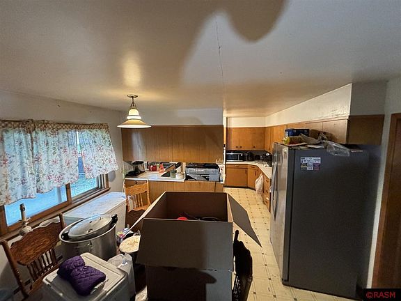 5th image of 514 11th Ave S