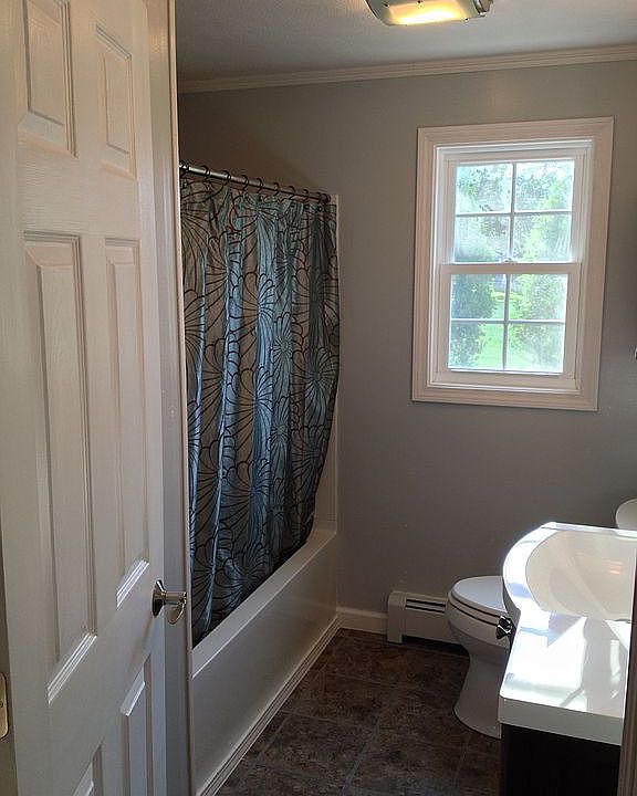 2nd image of 67 Deming St