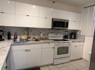 J, Coral Springs, FL 33065