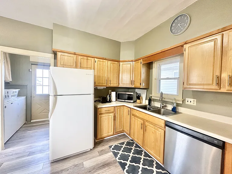 1012 Cherry St — Photo 8