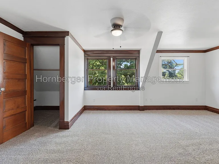 1128 W Spofford Ave — Photo 13