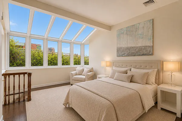Bedroom 1, photo 1